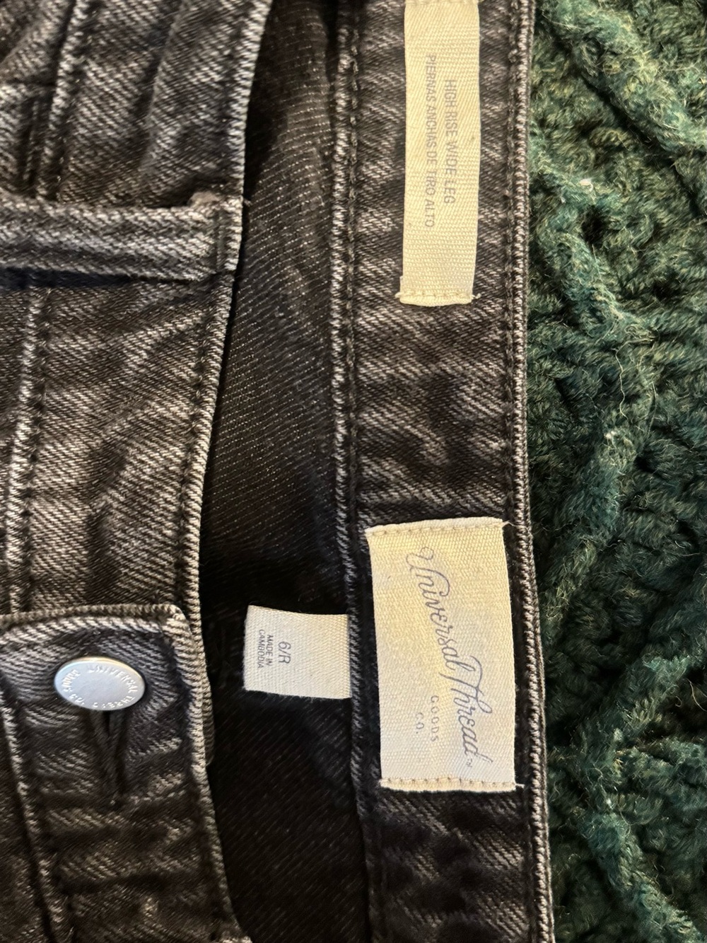 Black wide leg jeans size 6 - Picture 3 of 3